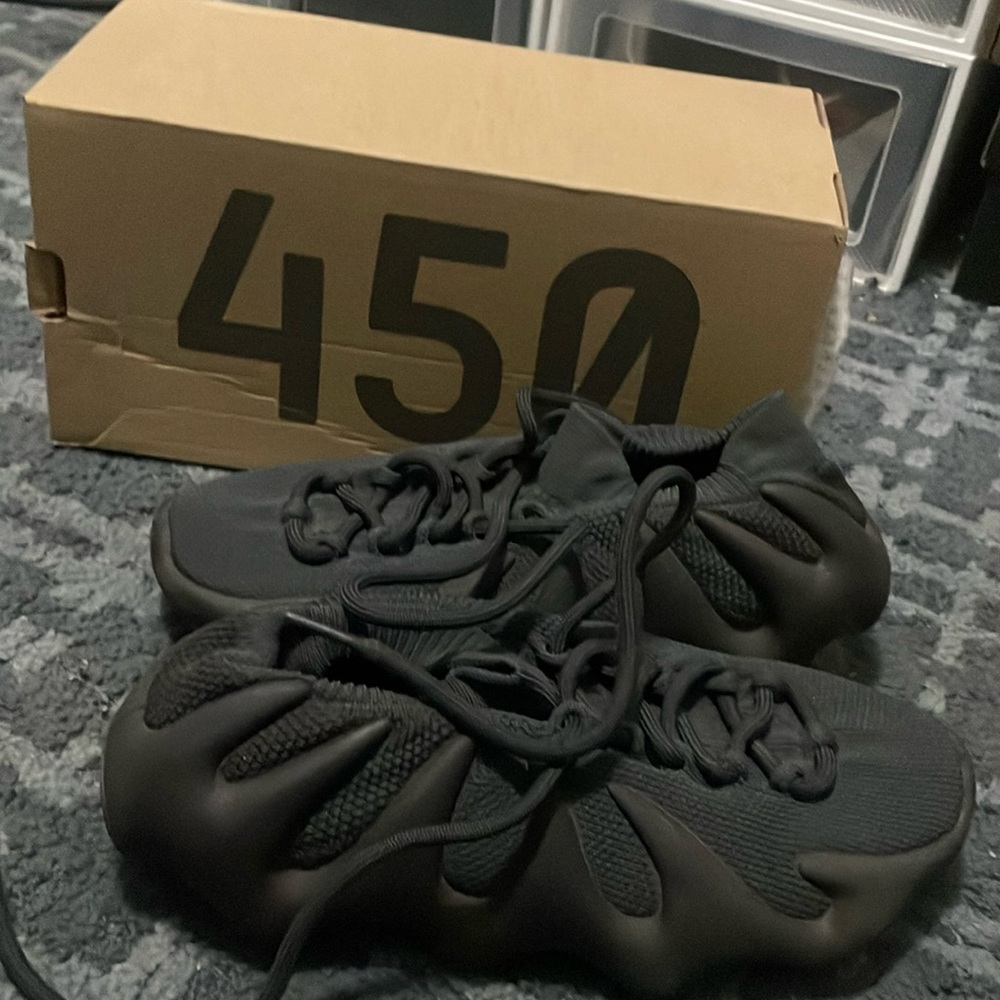 Yeezy 450 Utility Black